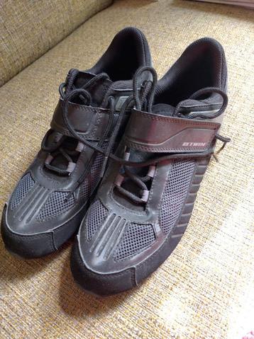 Wielren/ mountainbike schoenen maat 41 beschikbaar voor biedingen