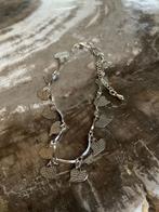 zilverkleurige enkelband met hartjesbedels, Ophalen of Verzenden, Nieuw, Overige materialen, Met bedels of kralen