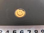 sticker 329 klein smiley oranje, Verzamelen, Ophalen, Zo goed als nieuw