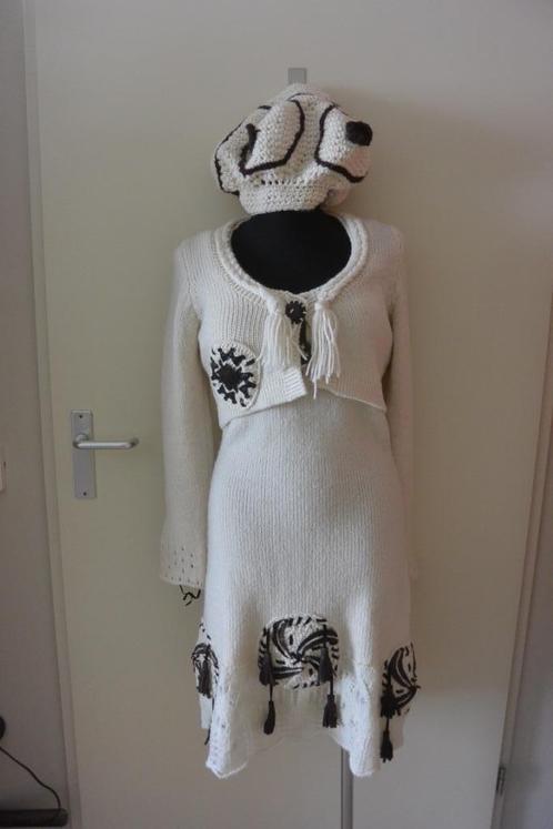 NIEUW Save the Queen set jurk, vestje en muts L alpaca, Kleding | Dames, Jurken, Nieuw, Maat 42/44 (L), Overige kleuren, Boven de knie