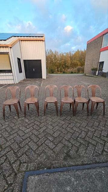 Fibrocit cafestoelen industrieel stoelen  beschikbaar voor biedingen