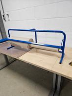 Staande rolhouder met afscheurmes rolbreedte 1 m, Ophalen, Zo goed als nieuw