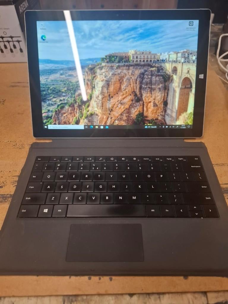 Microsoft Surface Pro 3 I5 4GB 128 GB, Gebruikt, Qwerty, Minder dan 2 Ghz, 12 inch