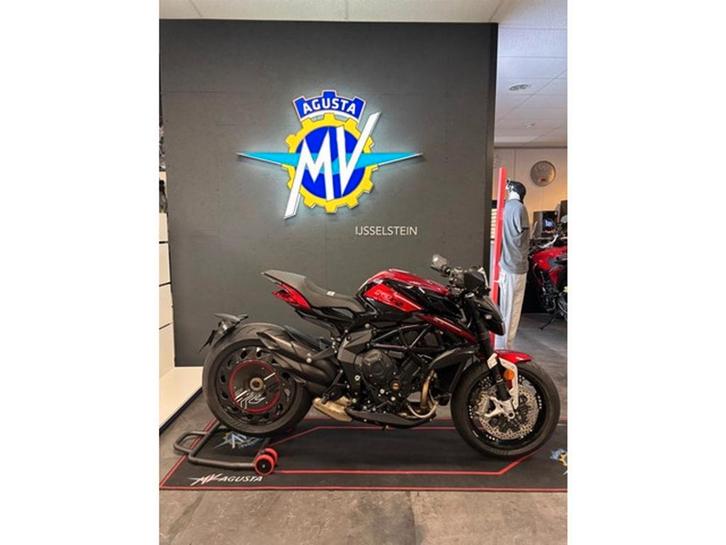 MV Agusta DRAGSTER RR (bj 2024 model 2025), Motoren, Motoren | MV Agusta, Bedrijf, Naked bike