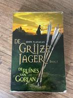 De grijze jager de ruïnes van gorlan ( boek 1 ), Boeken, Ophalen of Verzenden, Zo goed als nieuw