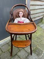 Antieke kinderstoel met pop, Antiek en Kunst, Ophalen of Verzenden