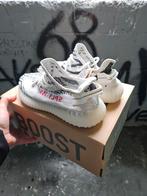 Yeezy 350 zebra maat 36 - 38 - 39 - 40 - 41 - 42 - 45 - 46, Kleding | Heren, Schoenen, Ophalen of Verzenden, Nieuw