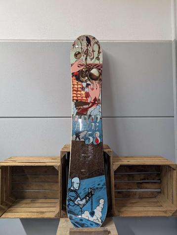 Burton uninc gigi ruf shark 158cm  beschikbaar voor biedingen