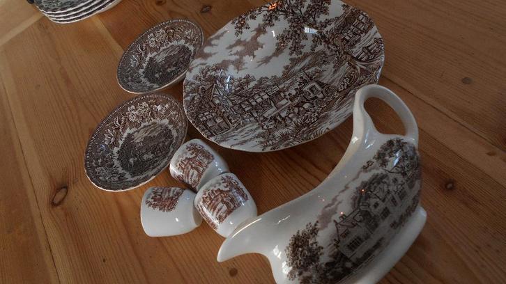 BORD sauskom AYNSLEY KOM EIT BRUIN, Antiek en Kunst, Antiek | Servies los, Ophalen of Verzenden