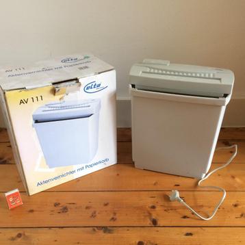 Kleine professionele papierversnipperaar papiervernietiger beschikbaar voor biedingen