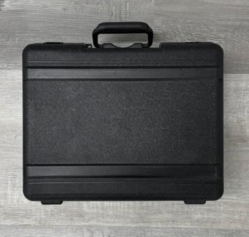 Hard Case Koffer beschikbaar voor biedingen