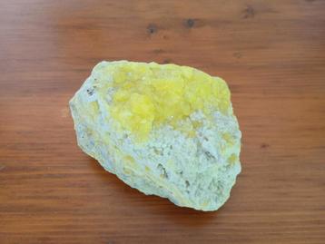 Edelsteen zwavel 1,5 kilo beschikbaar voor biedingen