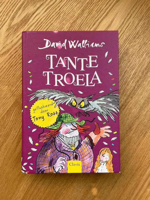 Tante Troela - David Walliams, Boeken, Kinderboeken | Jeugd | onder 10 jaar, Zo goed als nieuw, Fictie algemeen, Ophalen of Verzenden