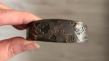 Antiek Zilveren Armband beschikbaar voor biedingen