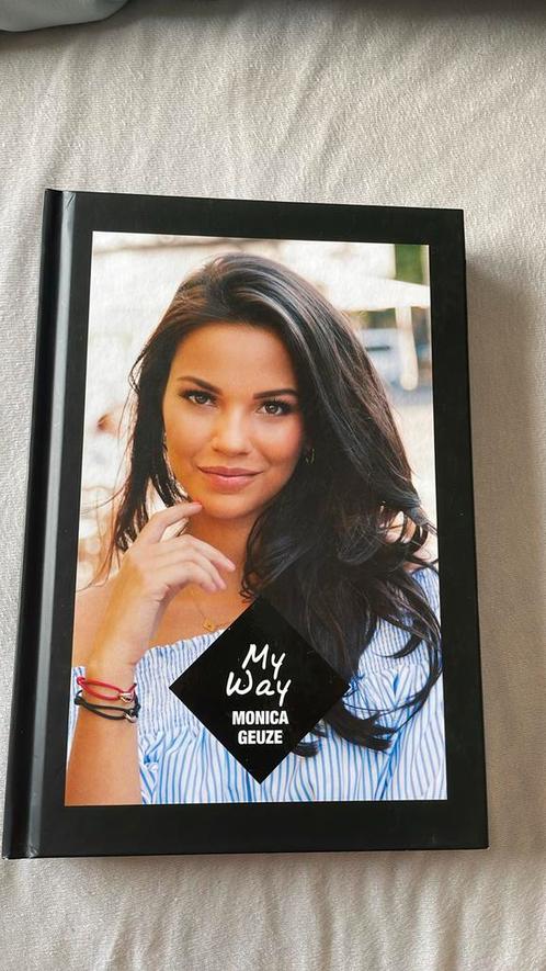 Monica Geuze - My way, Boeken, Mode, Zo goed als nieuw, Mode algemeen, Ophalen of Verzenden