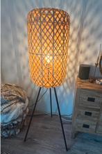 Kwantum rotan/webbing lamp, Ophalen, Zo goed als nieuw, Rotan industrieel webbing, 150 tot 200 cm
