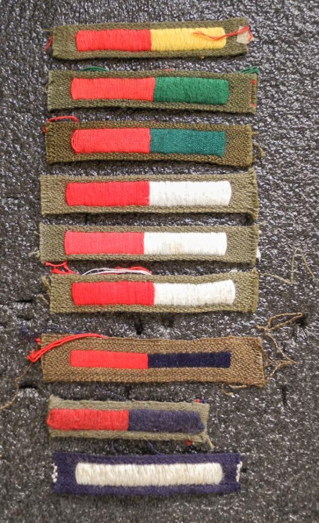 Onderdeelsbiezen Prinses Irene Brigade, Verzamelen, Militaria | Algemeen, Landmacht, Embleem of Badge, Nederland, Verzenden