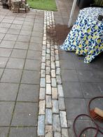 Gratis afhalen +/- 5,5 m2, Tuin en Terras, Tegels en Klinkers, Ophalen, Beton, 10 m² of meer, Klinkers