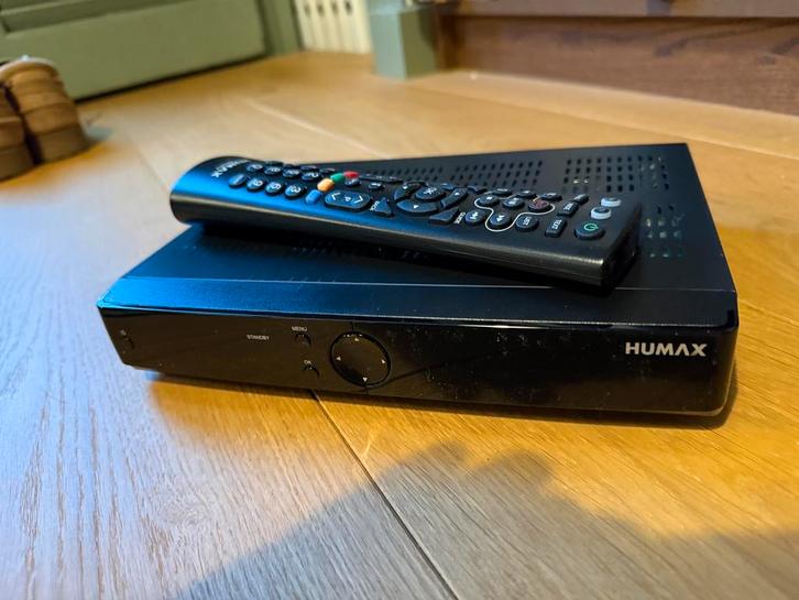 Humax IRHD-5300C digitale ontvanger – Ziggo (incl. afstandb), Audio, Tv en Foto, Decoders en Harddiskrecorders, Zo goed als nieuw