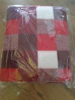 Stijlvol Freece Plaid Nieuw in verpakking., Huis en Inrichting, Woonaccessoires | Plaids en Woondekens, Ophalen of Verzenden, Nieuw