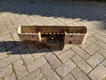 International frontgewichtdrager  beschikbaar voor biedingen