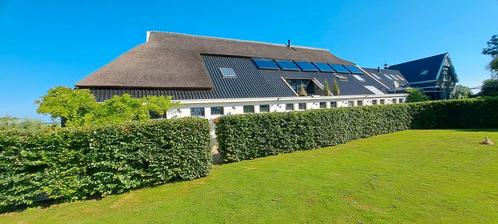 Grote kamer tehuur woonruimte in grote woonboederij, Huizen en Kamers, Kamers te huur