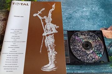 Total Vol I (magazine en cd) beschikbaar voor biedingen