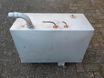 Brandstoftank 130 liter beschikbaar voor biedingen