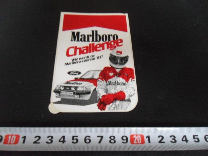 sticker marlboro challenge wie wordt coureur 1983 ford, Verzamelen, Stickers, Zo goed als nieuw, Ophalen