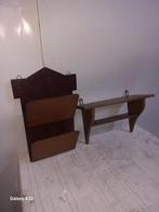 Houten krantenhouder en schapje., Huis en Inrichting, Woonaccessoires | Krantenbakken en Lectuurbakken, Ophalen of Verzenden, Gebruikt