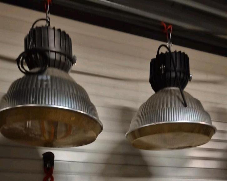 Robuuste Industriële Hanglampen - Werkplaats, Magazijn, Hal, Huis en Inrichting, Lampen | Hanglampen, Gebruikt, 75 cm of meer