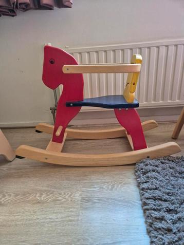 Houten Hobbelpaard - t.e.a.b. beschikbaar voor biedingen