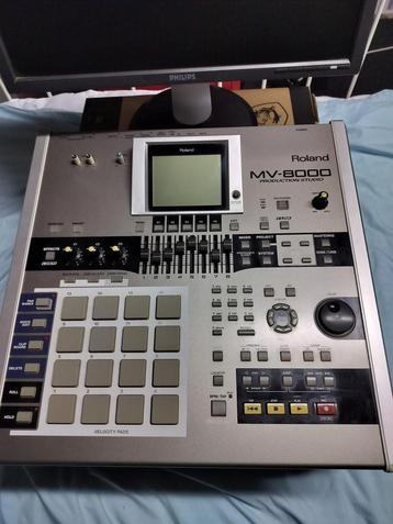 Roland MV8000 met Sherm en Muis beschikbaar voor biedingen