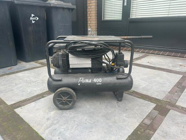 Compressor 230 volt, Doe-het-zelf en Verbouw, Compressors, Gebruikt, 6 tot 10 bar, 100 liter of meer, Ophalen