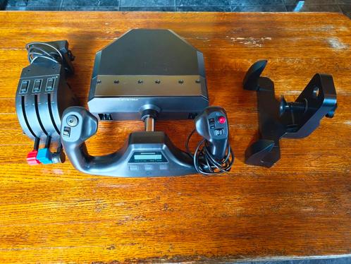 Logitech Saitek yoke system, Spelcomputers en Games, Spelcomputers | Overige Accessoires, Zo goed als nieuw, Ophalen