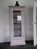 Vitrinekast hout whitewash, Ophalen, Gebruikt, Grenenhout, Met deur(en)
