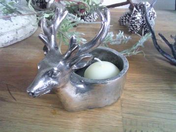 Robuuste herten kaarsen standaard zilverkleurig beschikbaar voor biedingen