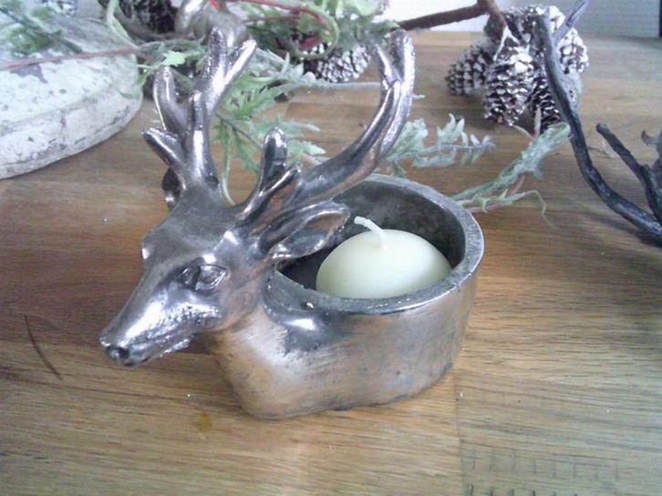 Robuuste herten kaarsen standaard zilverkleurig, Huis en Inrichting, Woonaccessoires | Kandelaars en Kaarsen, Gebruikt, Kandelaar