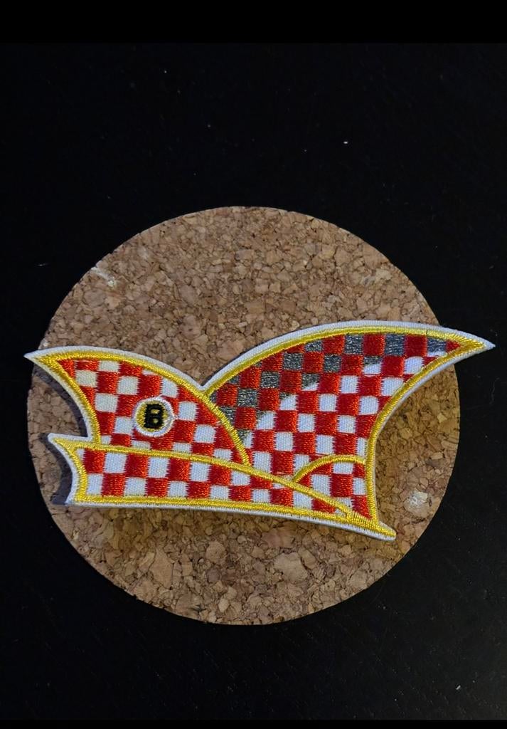 Oeteldonk carnaval embleem 49, Ophalen of Verzenden, Zo goed als nieuw, Jongen of Meisje