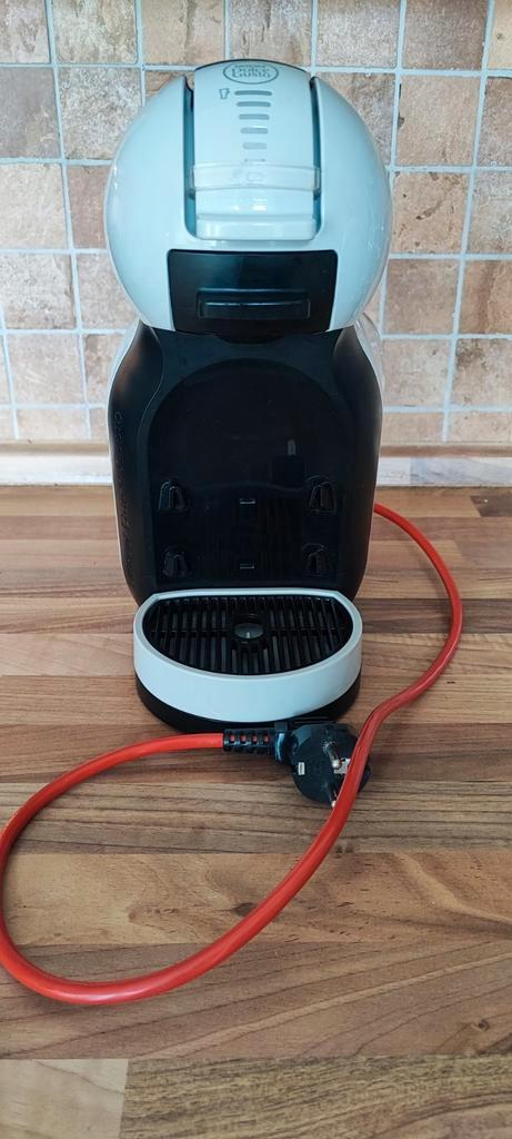 Krups Nescafé Dolce Gusto Mini Me grijs, Witgoed en Apparatuur, Koffiezetapparaten, Gebruikt, Koffiepads en cups, Koffiemachine