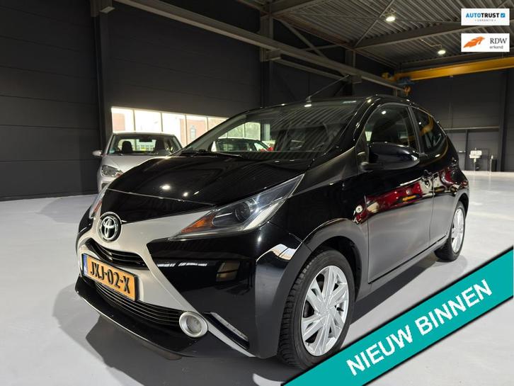 Toyota Aygo 1.0 VVT-i x-play 1e eigenaar | Dealeronderhouden, Auto's, Toyota, Bedrijf, Te koop, Aygo, ABS, Achteruitrijcamera