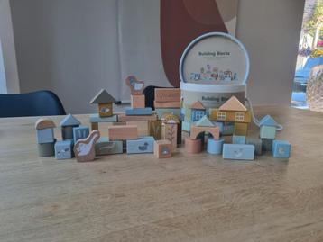 Mooie bouwblokken Little Dutch beschikbaar voor biedingen