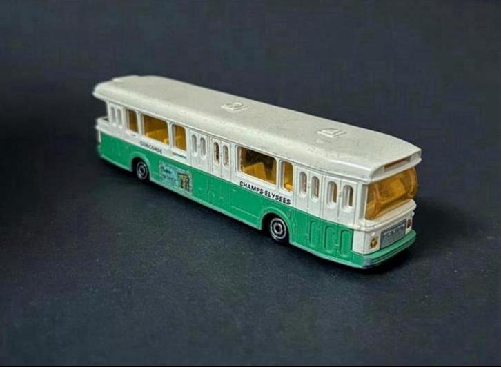 Majorette, Autobus Parijs, Hobby en Vrije tijd, Modelauto's | 1:87, Zo goed als nieuw, Bus of Vrachtwagen, Overige merken, Ophalen of Verzenden
