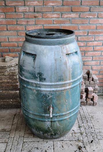 regenton beschikbaar voor biedingen