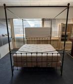Antiek hemelbed 160 x 200 Durham smeedijzer super mooi, Huis en Inrichting, Ophalen