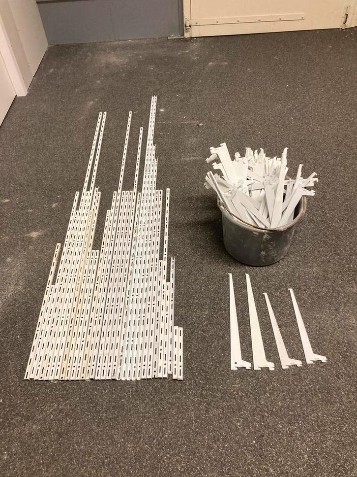 Plankdragers - Verschillende lengtes tot 2 meter, Huis en Inrichting, Kasten | Stellingkasten, Gebruikt, Ophalen