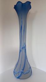 Bijzonder grote 83cm hoge morano style vaas, Ophalen
