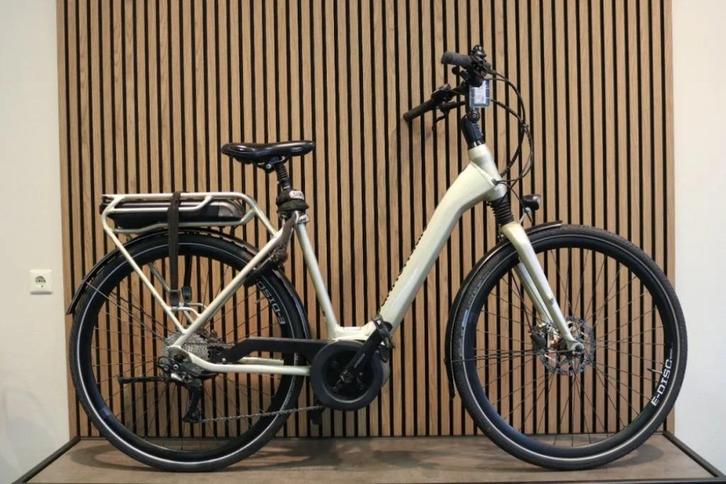 Cannondale 700 U Mavaro Active City D53, Fietsen en Brommers, Fietsen | Dames | Damesfietsen, Gebruikt, Overige merken, Versnellingen