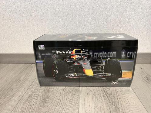 Max Verstappen RB18 editie 84 1e plaats Emila Romagna 2022, Hobby en Vrije tijd, Modelauto's | 1:18, Zo goed als nieuw, Auto, MiniChamps