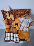 Rietenmand met luxe kraamcadeaus. Voor jongetje als meisje, Ophalen of Verzenden, Nieuw